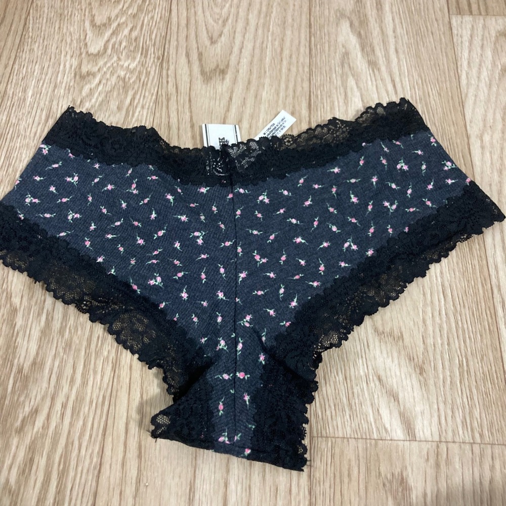 Victoria's Secret Pink Cheeky Panty Womens Medium Gray Floral New‎ Lace 11246708
